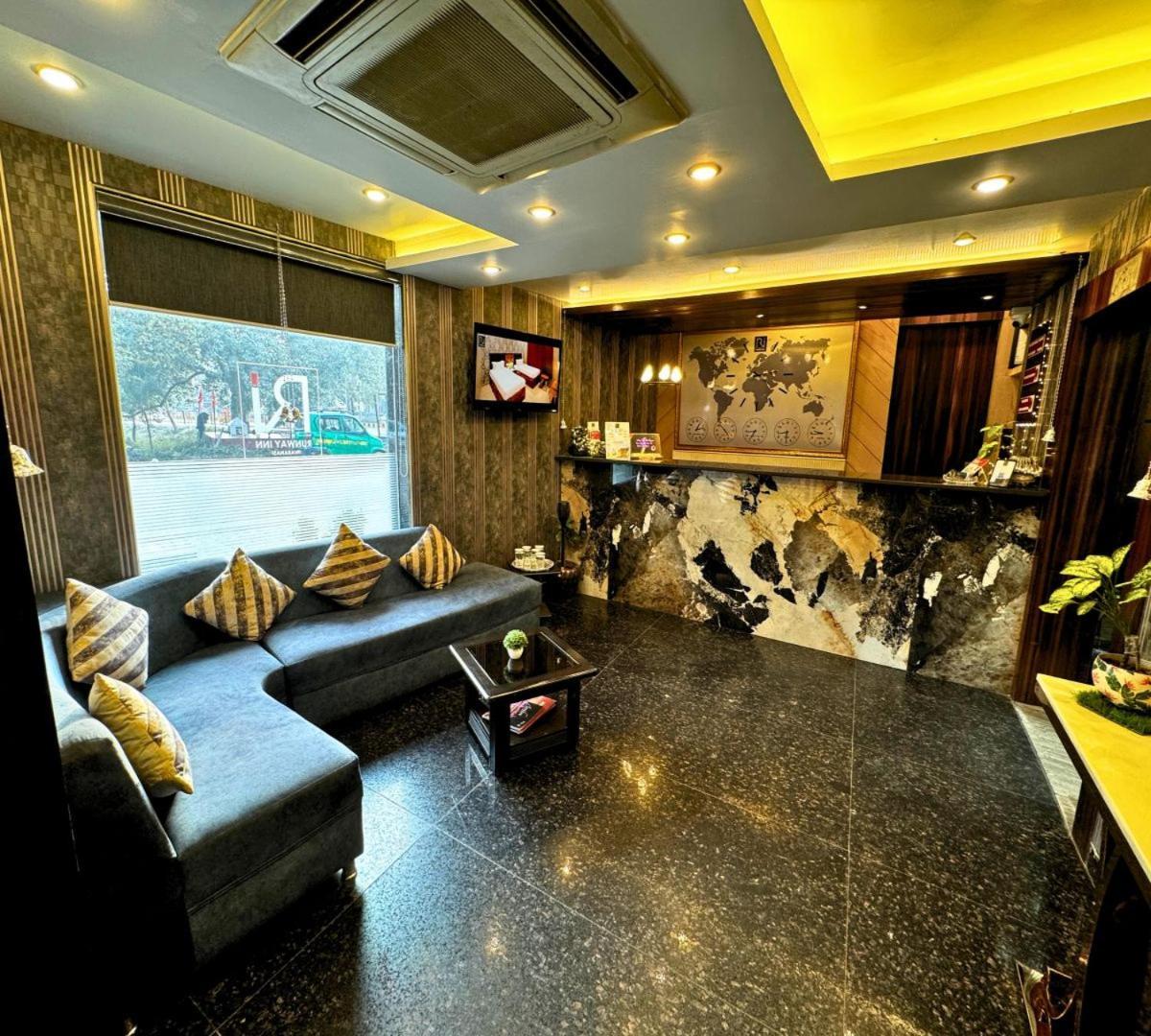 Hotel Runway Inn Pura Raghunāth 外观 照片