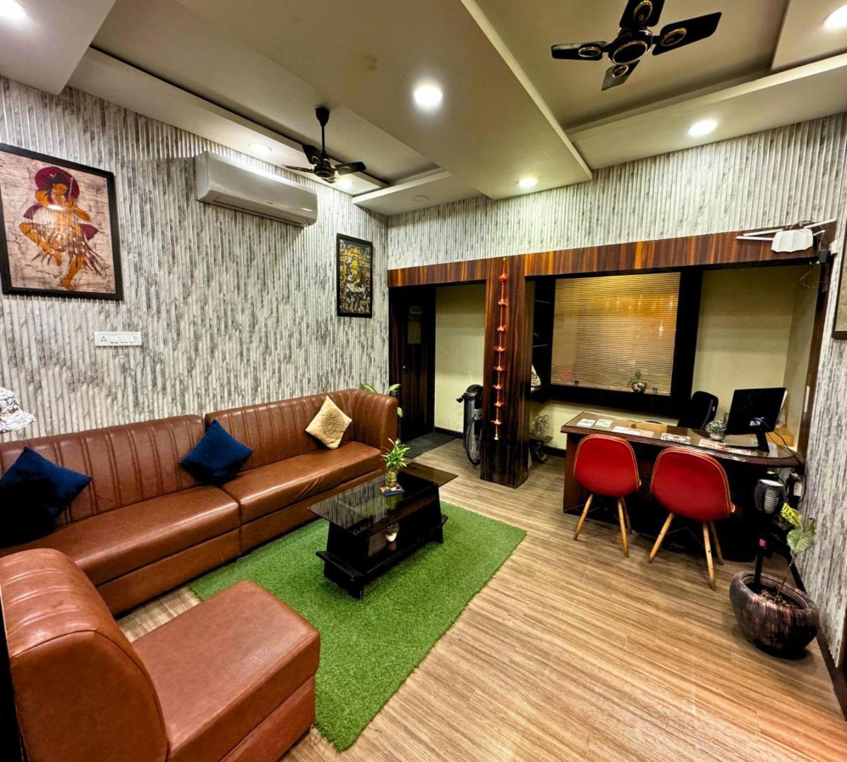 Hotel Runway Inn Pura Raghunāth 外观 照片