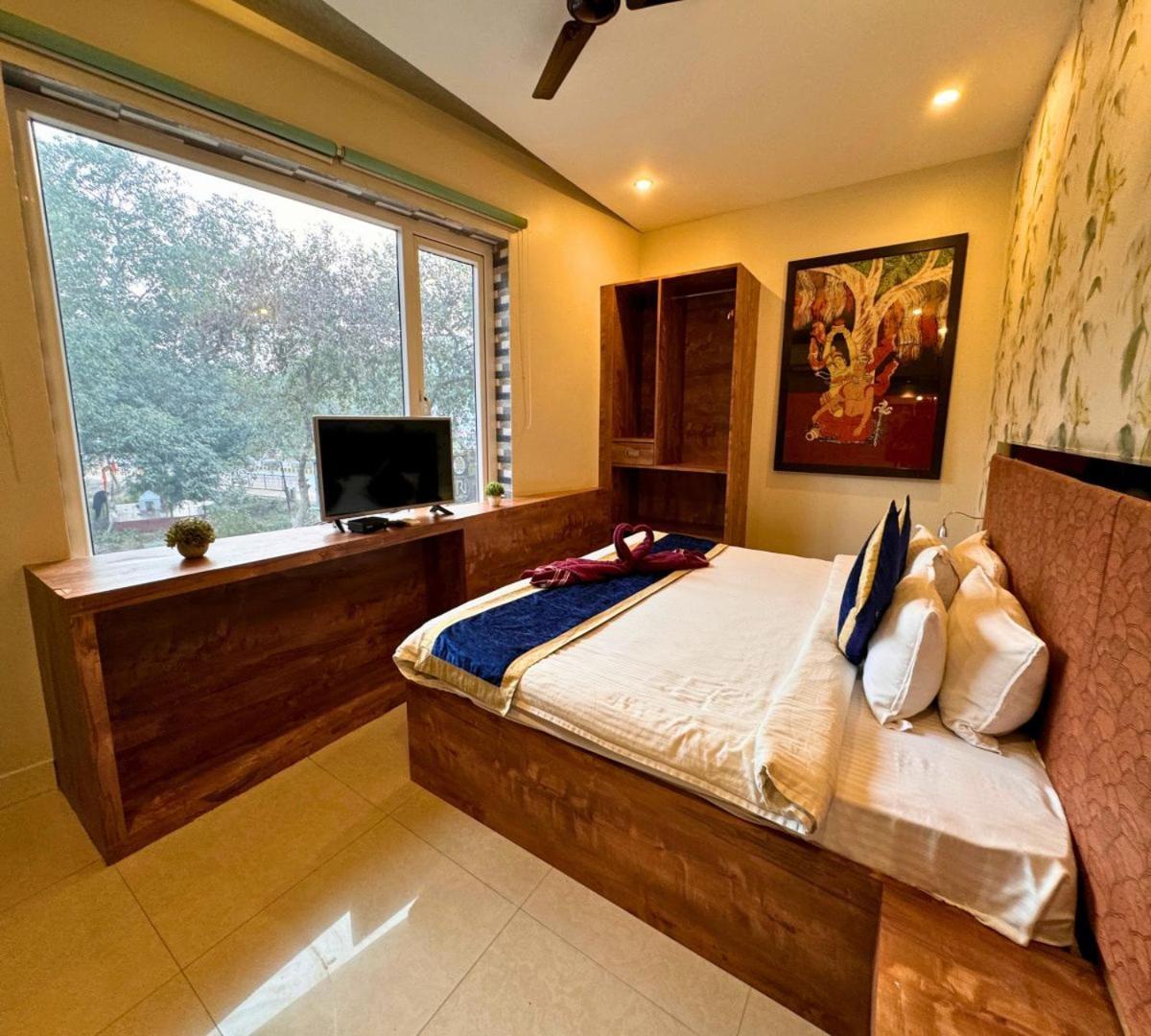 Hotel Runway Inn Pura Raghunāth 外观 照片